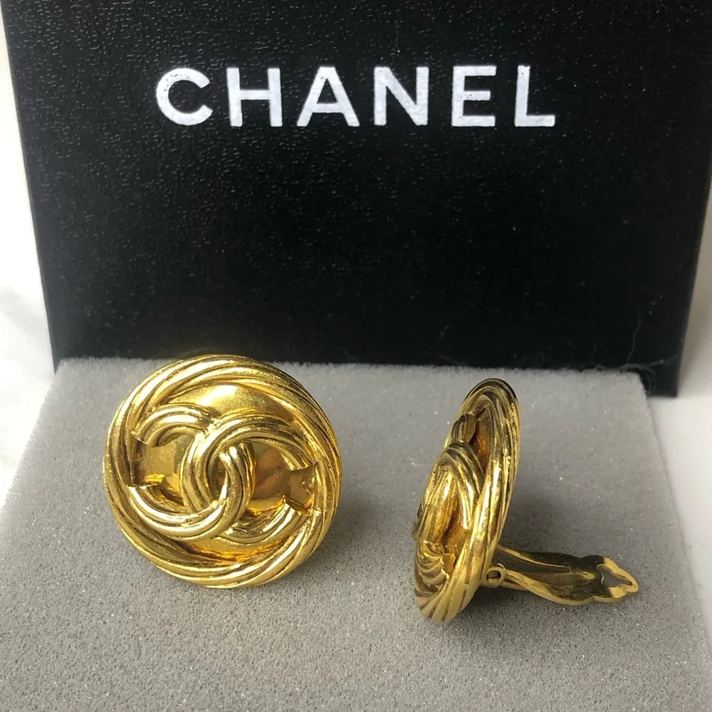 CHANEL Gold Interlinked CC Rope Bezel Detail Statement Earrings w/ Box